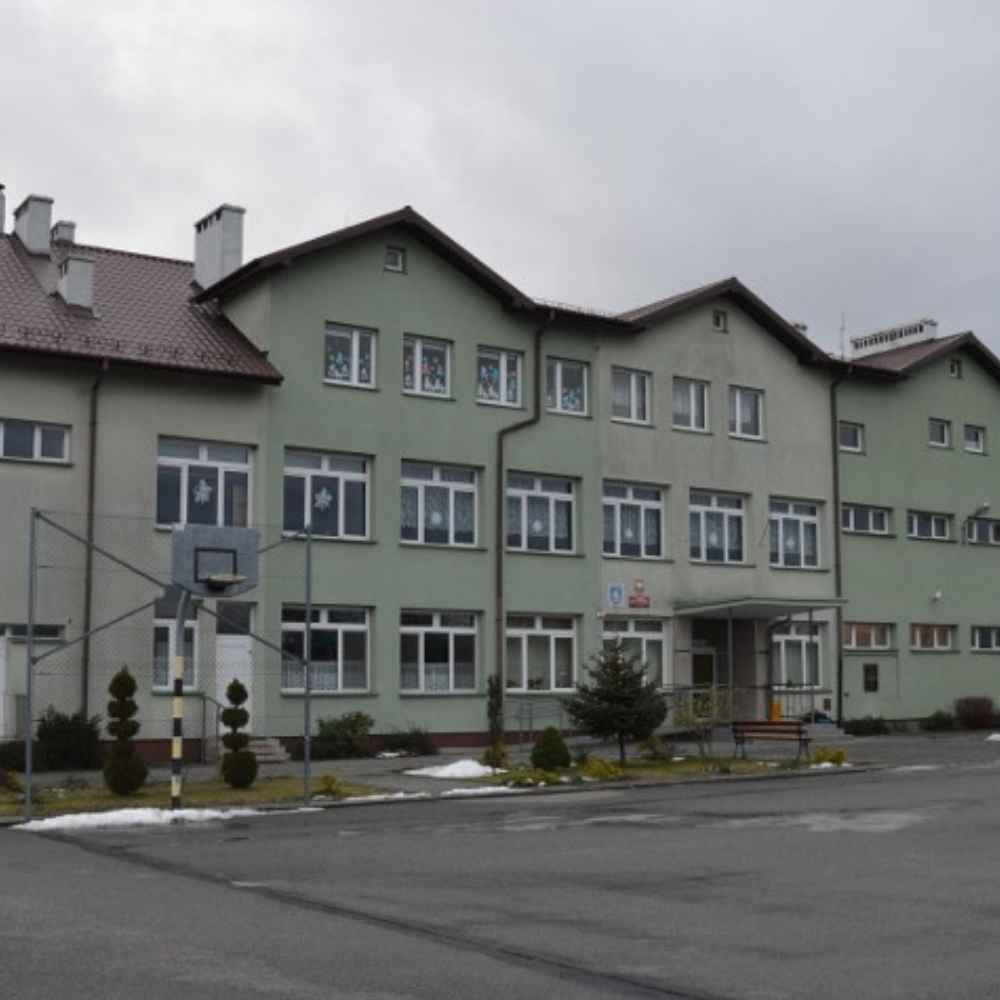 Szkoła Podstawowa w Zgłobicach